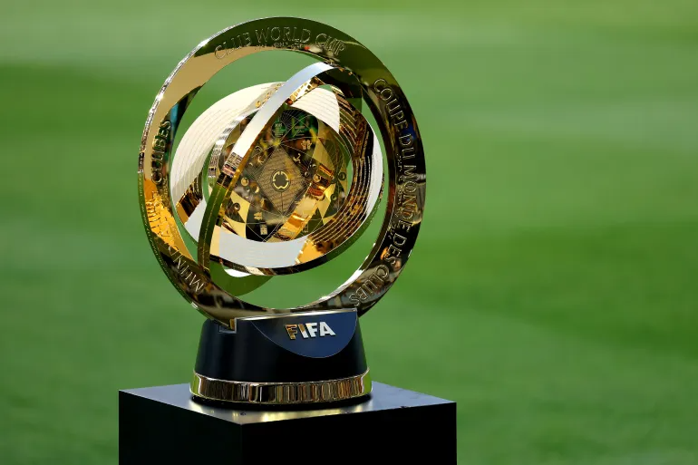 La Coupe du Monde des Clubs de la FIFA 2025 débute samedi aux États-Unis, avec 32 équipes en lice pour le titre dans la nouvelle compétition intercontinentale élargie des clubs.